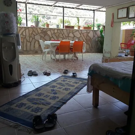 Aparthotel Zeus Apart Guzelcamlı