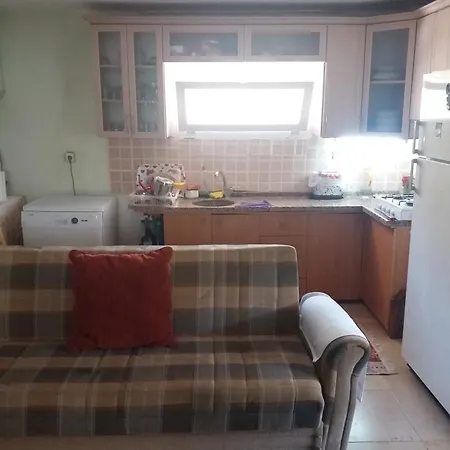 Aparthotel Zeus Apart Guzelcamlı