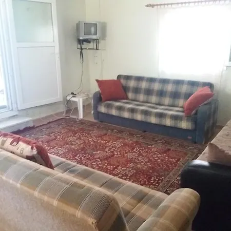 Aparthotel Zeus Apart *