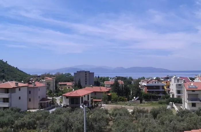 מלון דירות Zeus Apart *