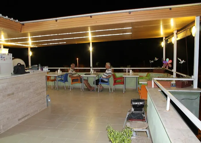 Ξενοδοχείο με διαμερίσματα Zeus Apart Guzelcamlı