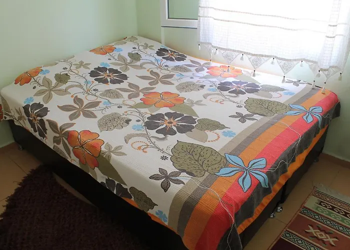 מלון דירות Zeus Apart *