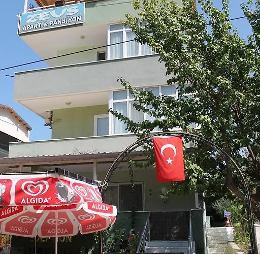 מלון דירות Zeus Apart