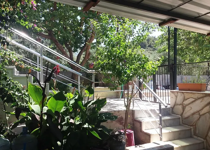 Zeus Apart Guzelcamlı